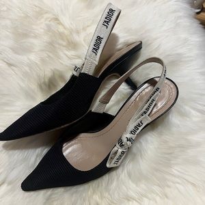 J'ADIOR SLINGBACK PUMP - Size US 8